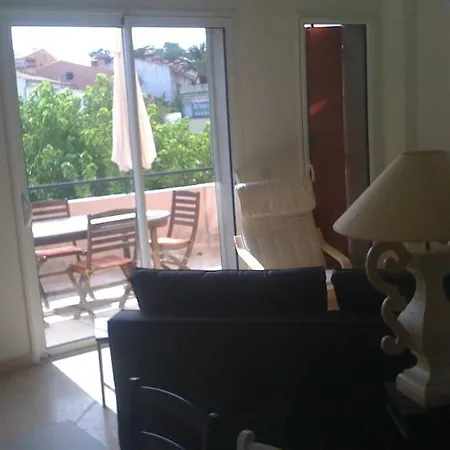 Apartament Villa Krilou - Appartement Terrasse Bord De L'Eau Six-Fours-les-Plages